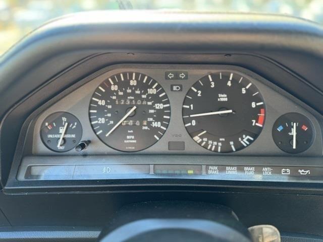 BMW 3-Series  1992