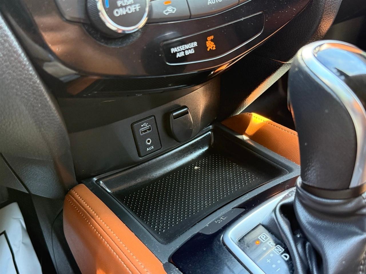 Nissan Rogue  2017