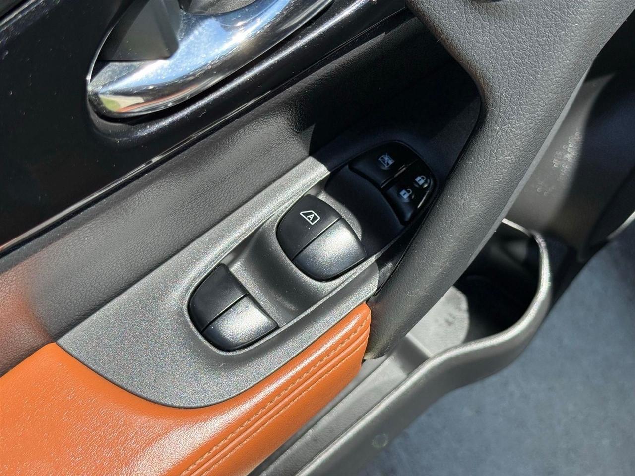 Nissan Rogue  2017