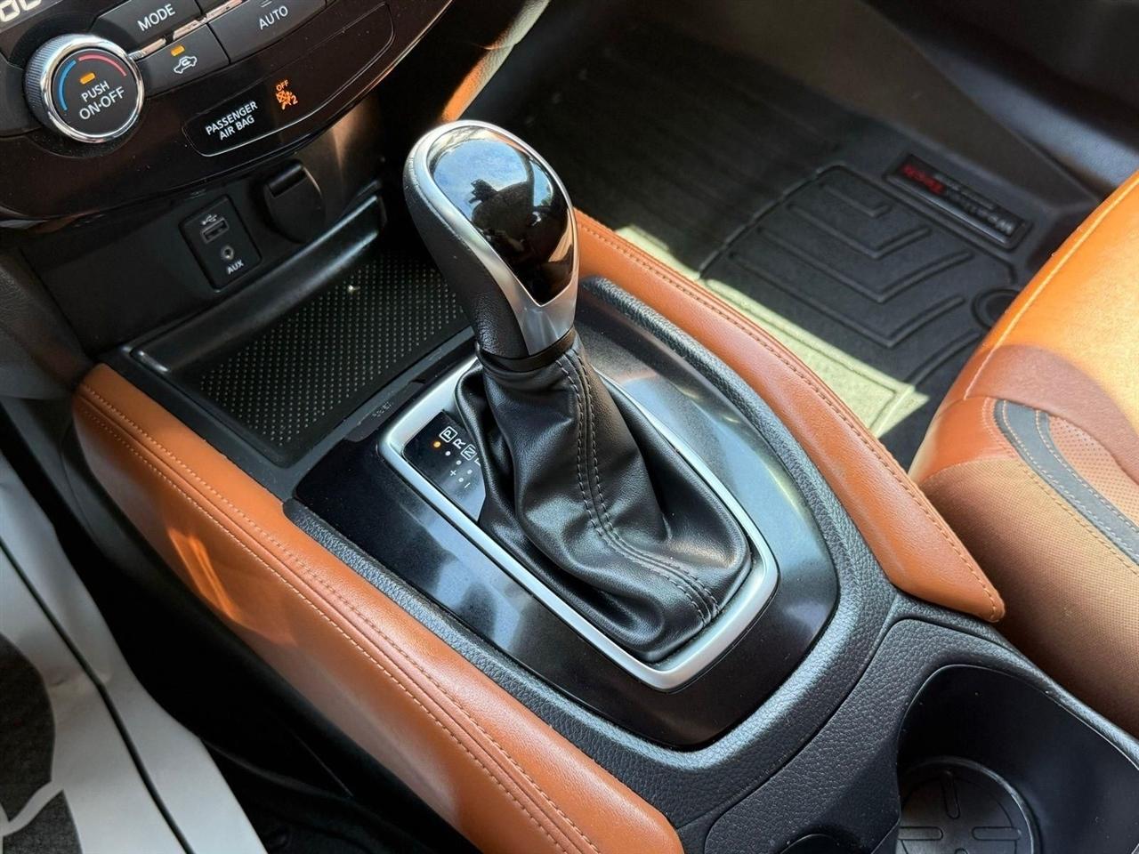 Nissan Rogue  2017