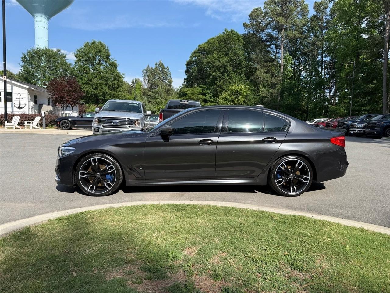 BMW 5-Series  2018