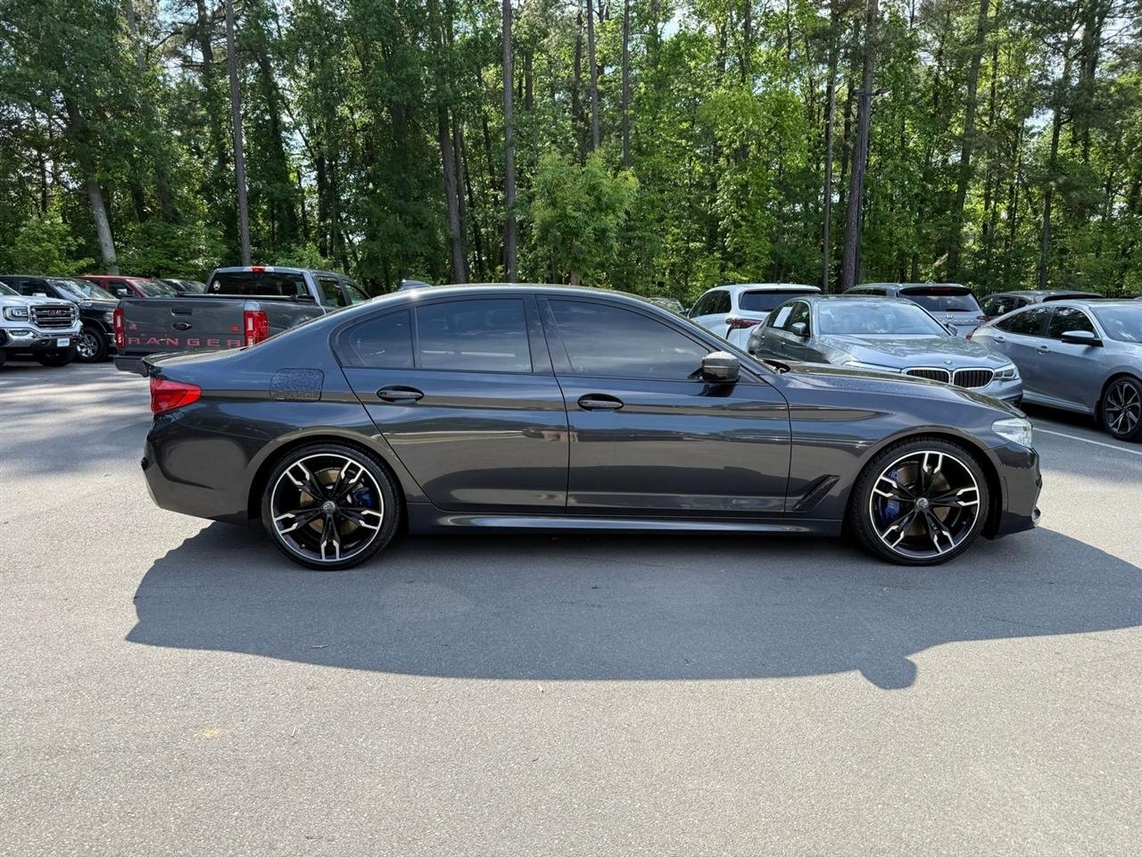 BMW 5-Series  2018