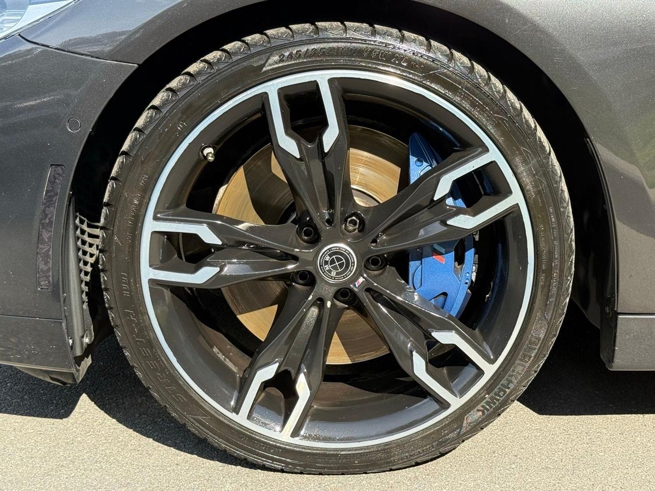 BMW 5-Series  2018