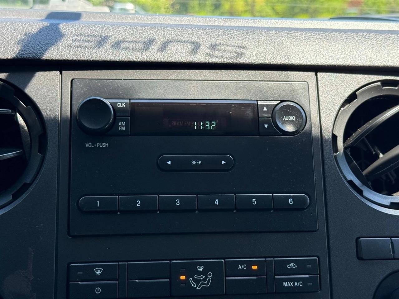 Ford F-250 SD  2012