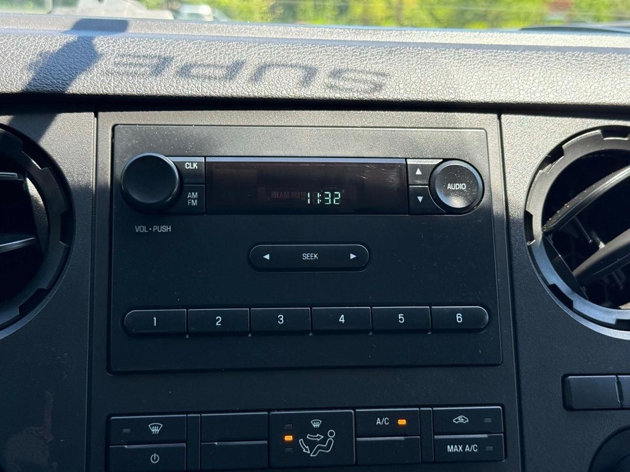 Ford F-250 SD  2012