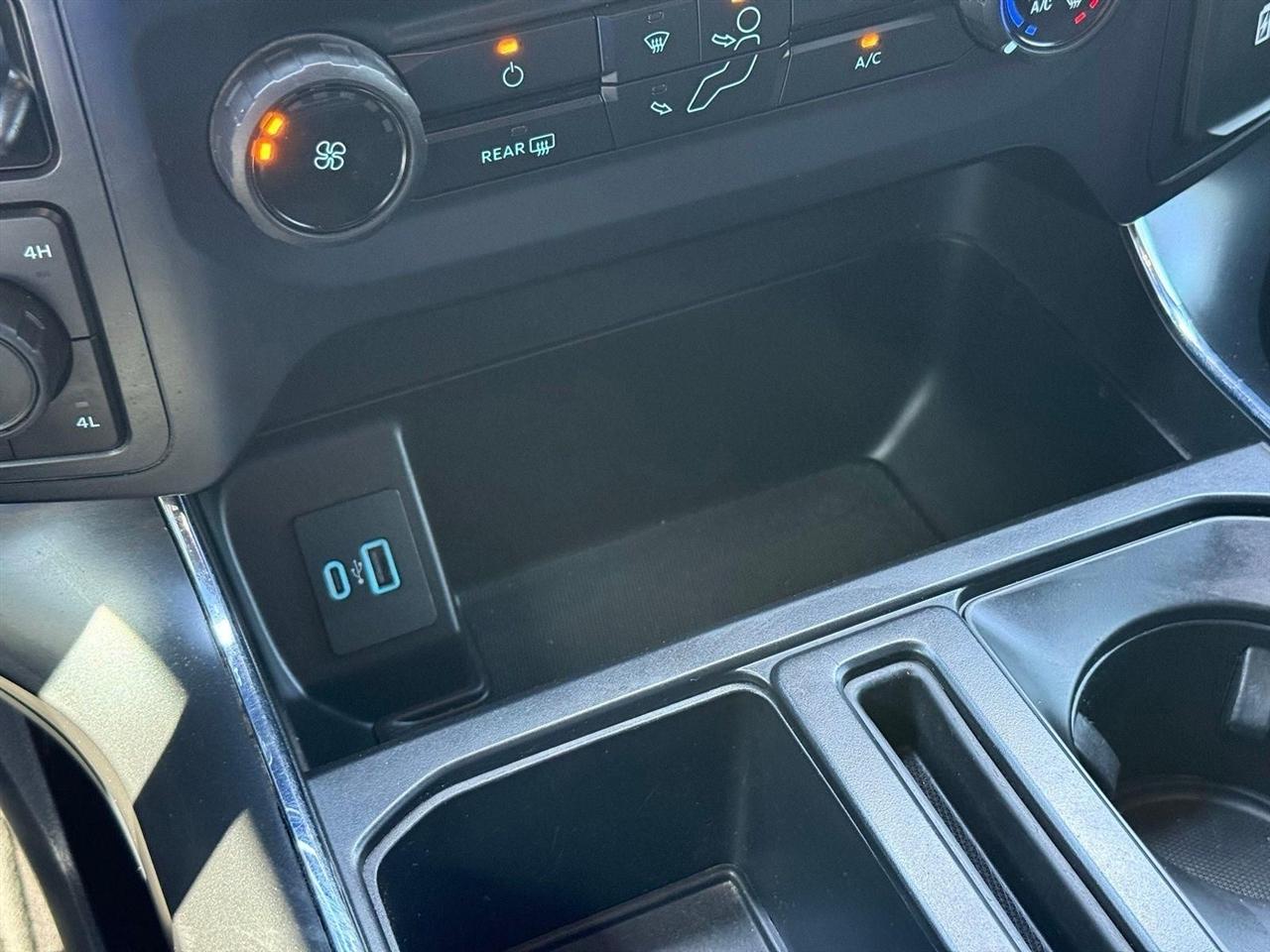 Ford F-150  2021
