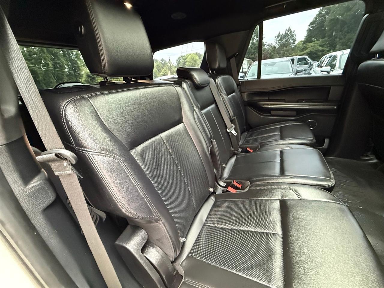 Ford Expedition  2020