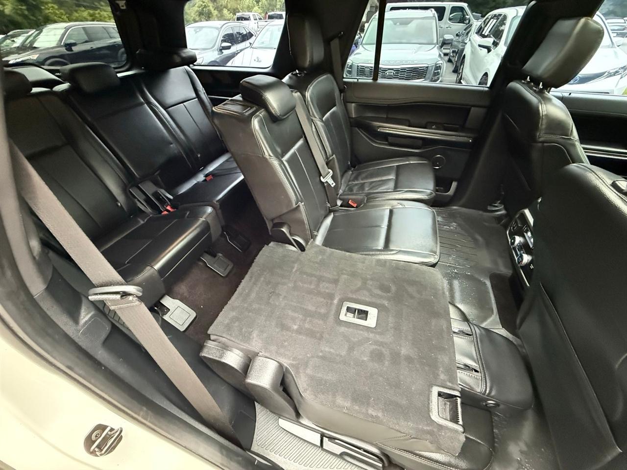Ford Expedition  2020