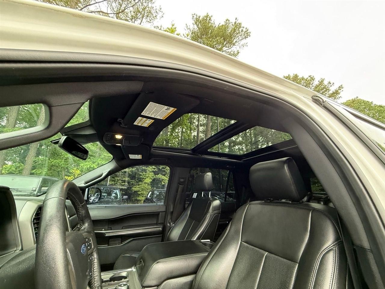 Ford Expedition  2020