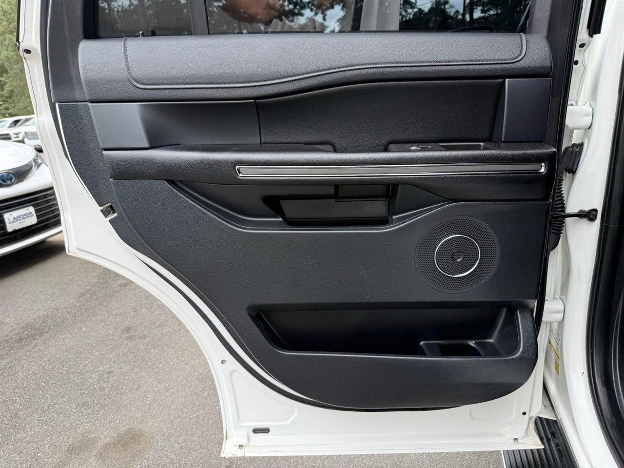 Ford Expedition  2020