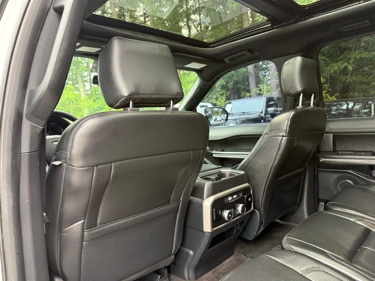 Ford Expedition  2020