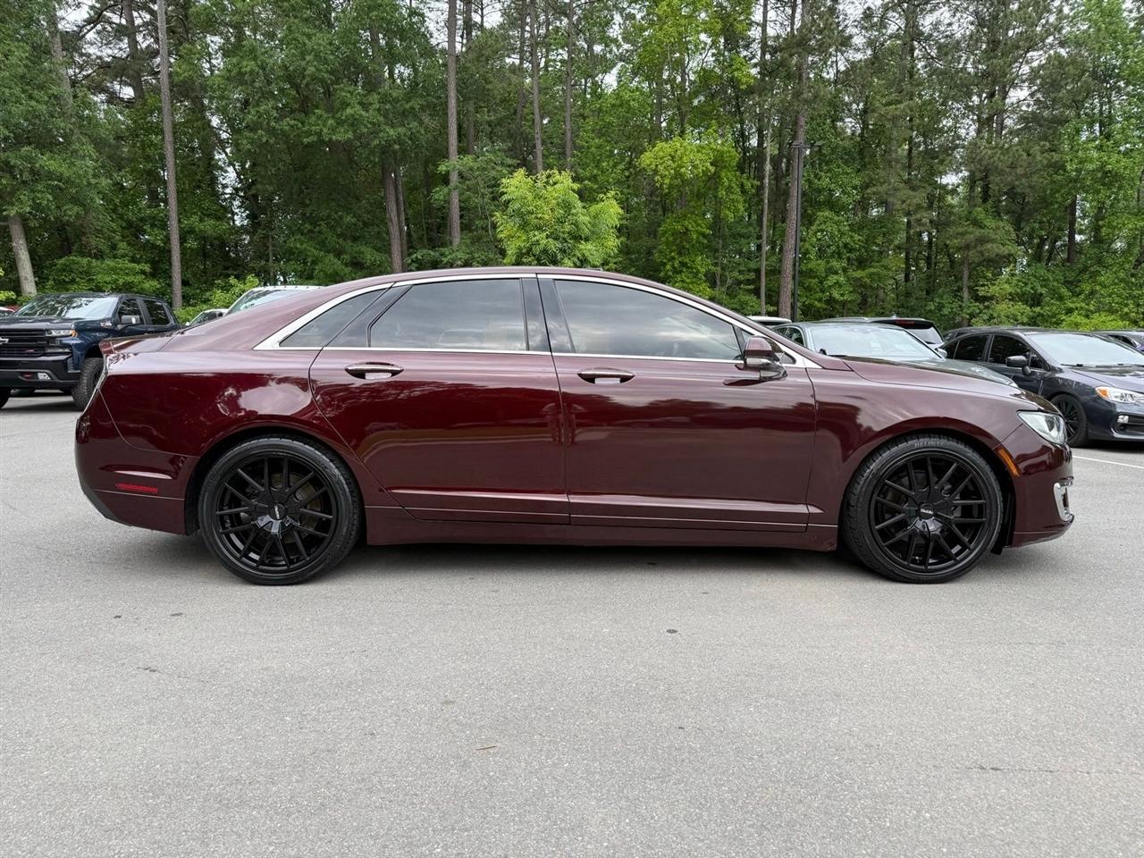 Lincoln MKZ  2017