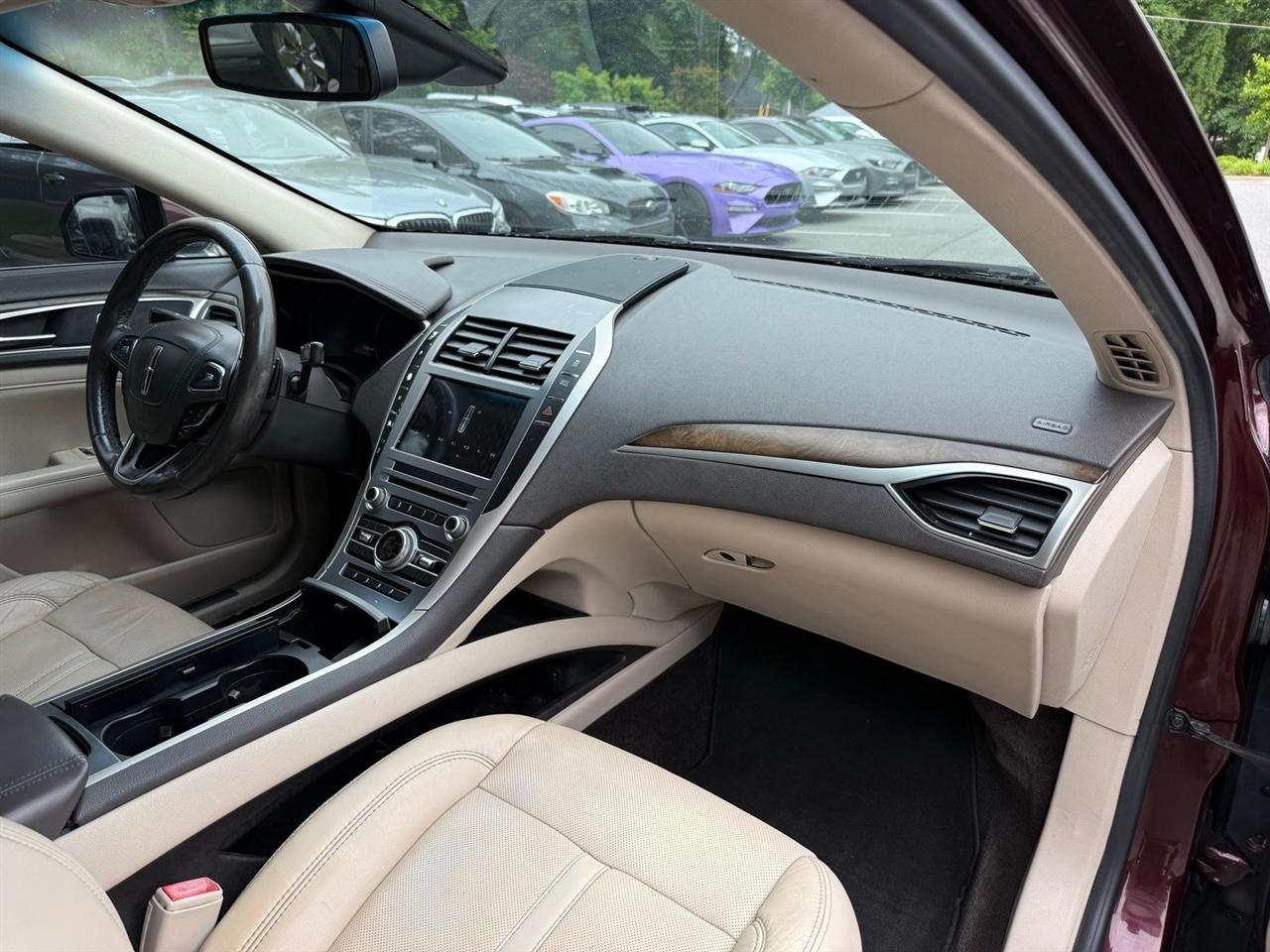 Lincoln MKZ  2017