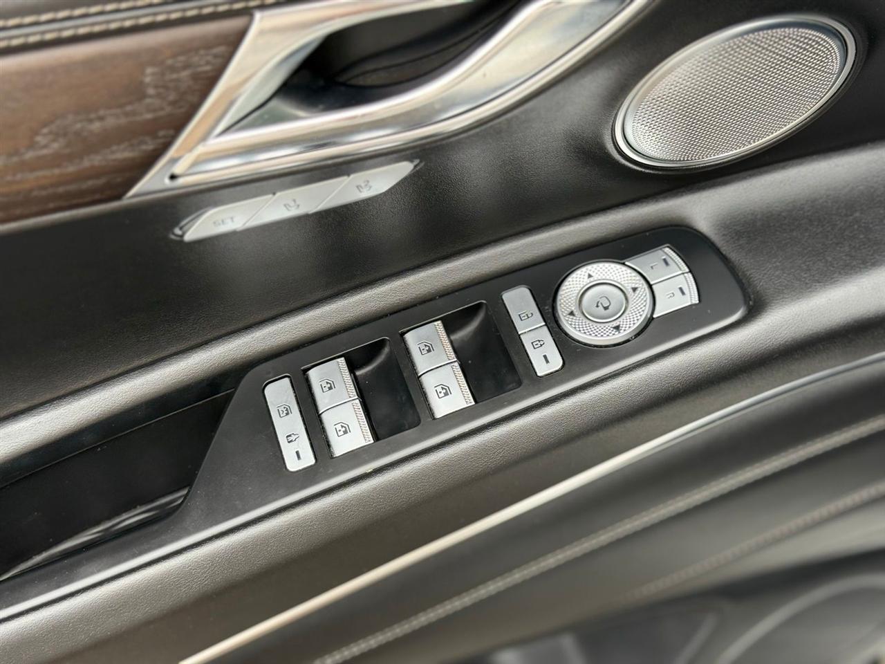 Genesis GV80  2021