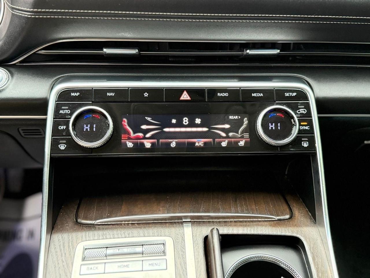 Genesis GV80  2021