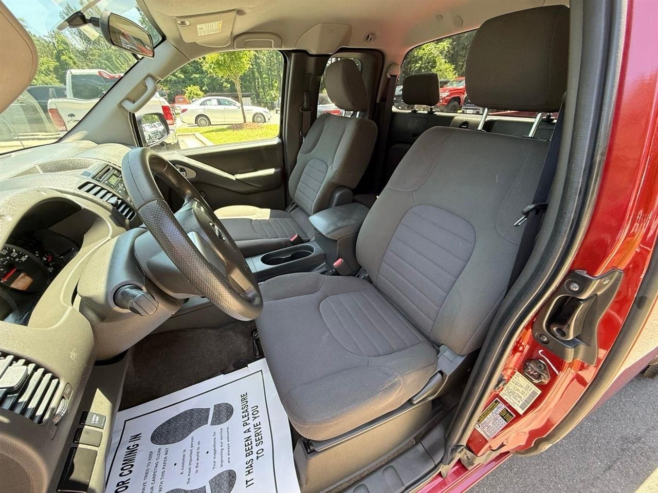 Nissan Frontier  2013