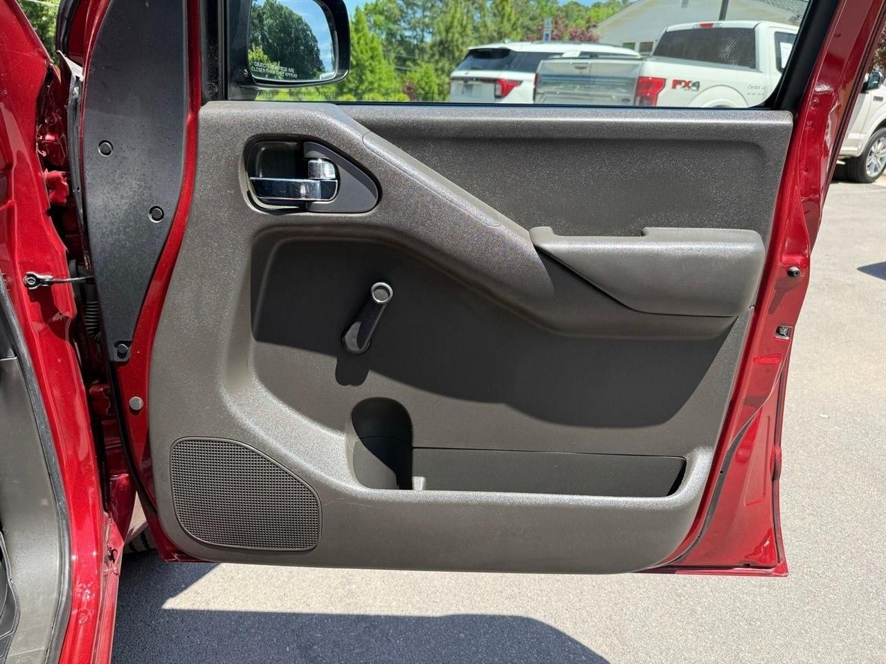 Nissan Frontier  2013