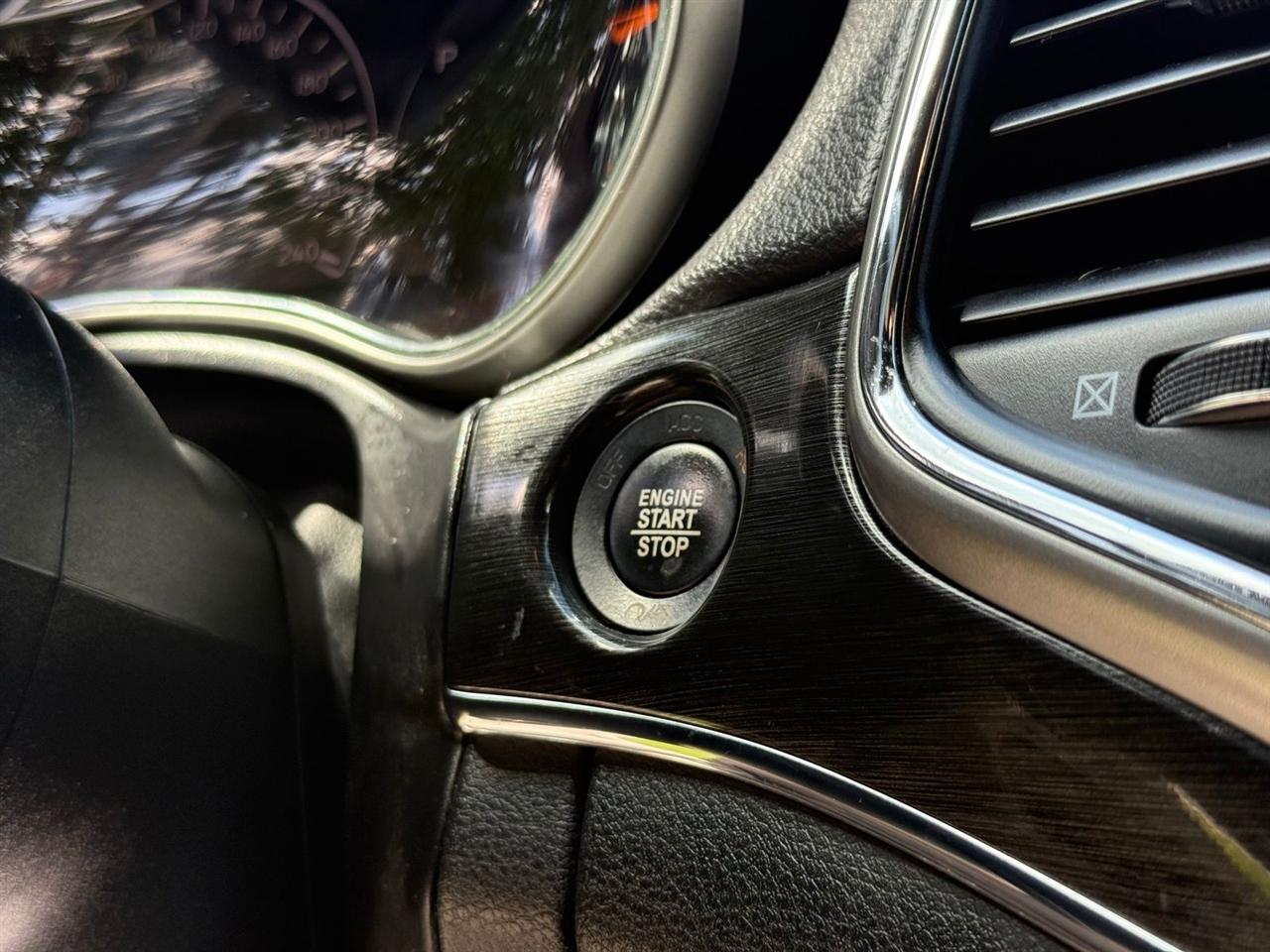 Jeep Grand Cherokee  2017