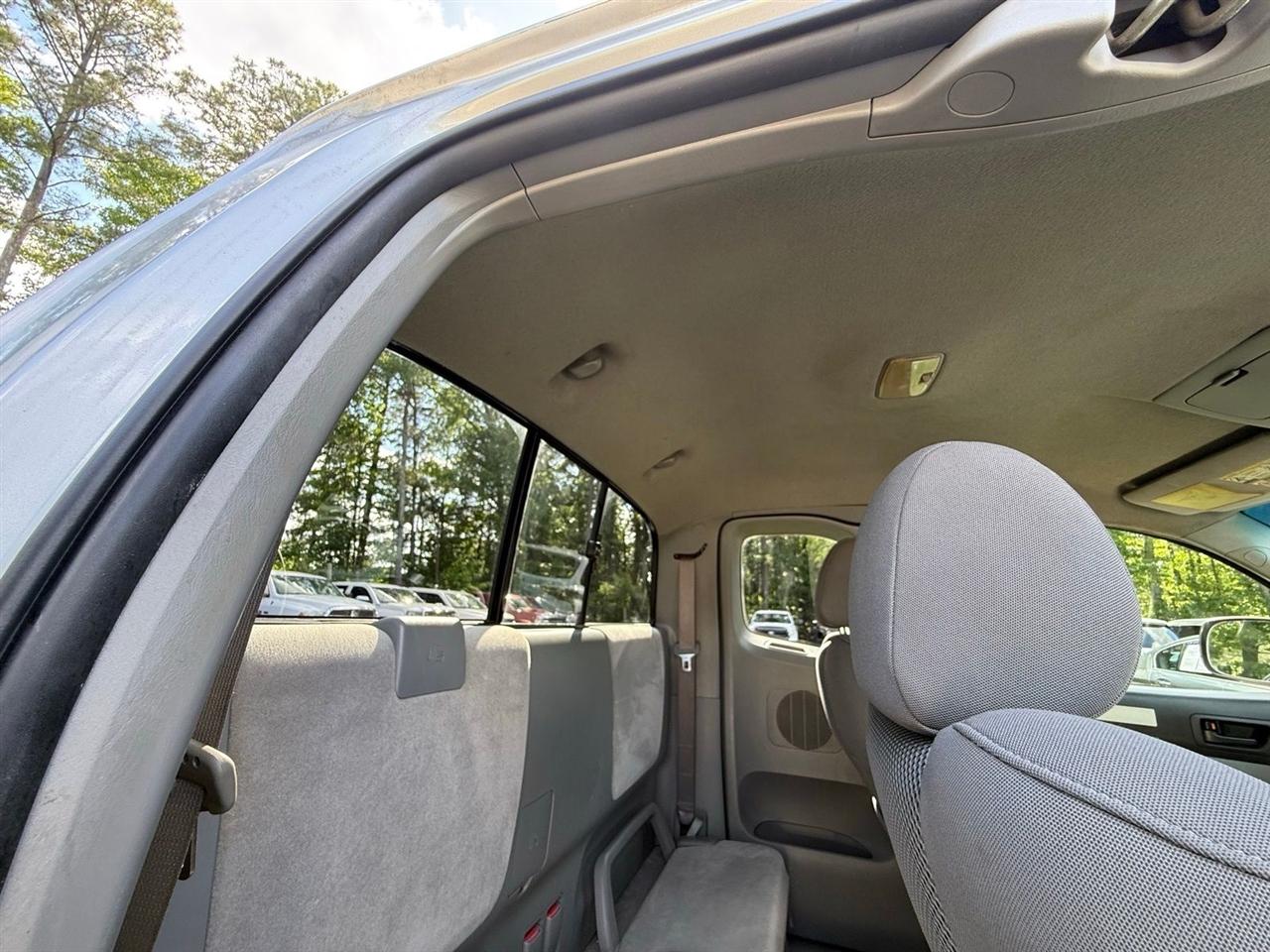 Toyota Tacoma  2005