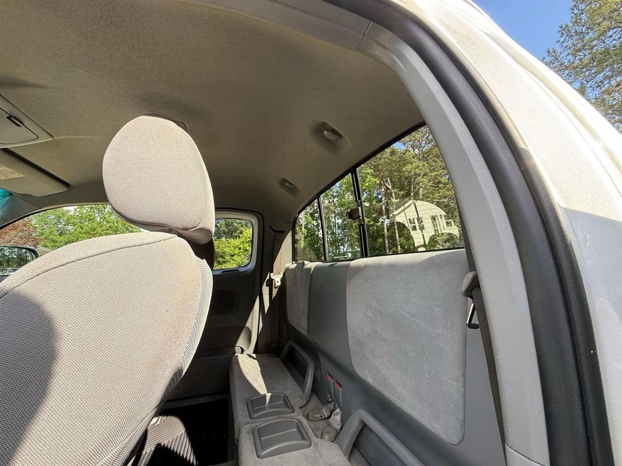 Toyota Tacoma  2005