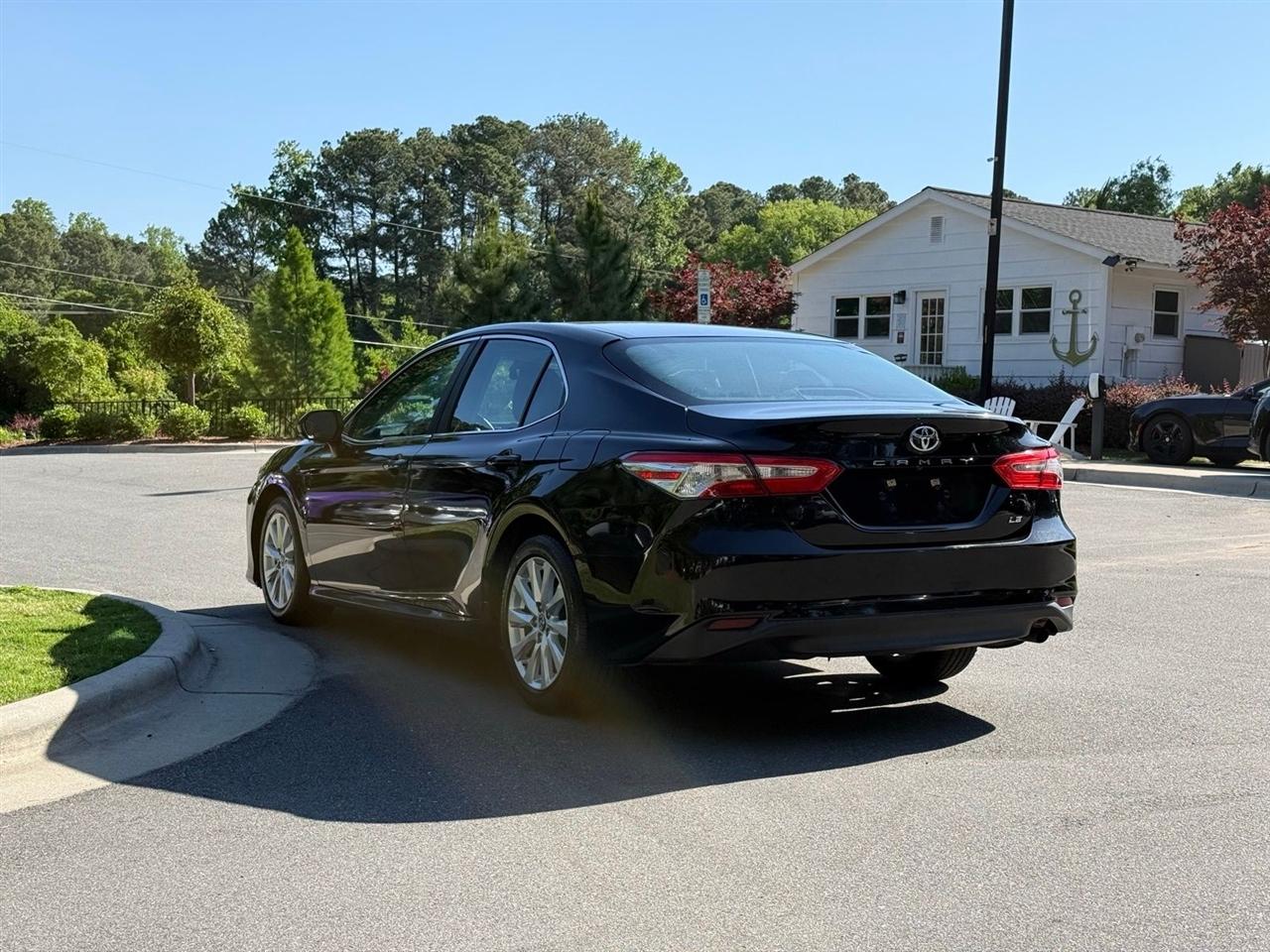 Toyota Camry  2018