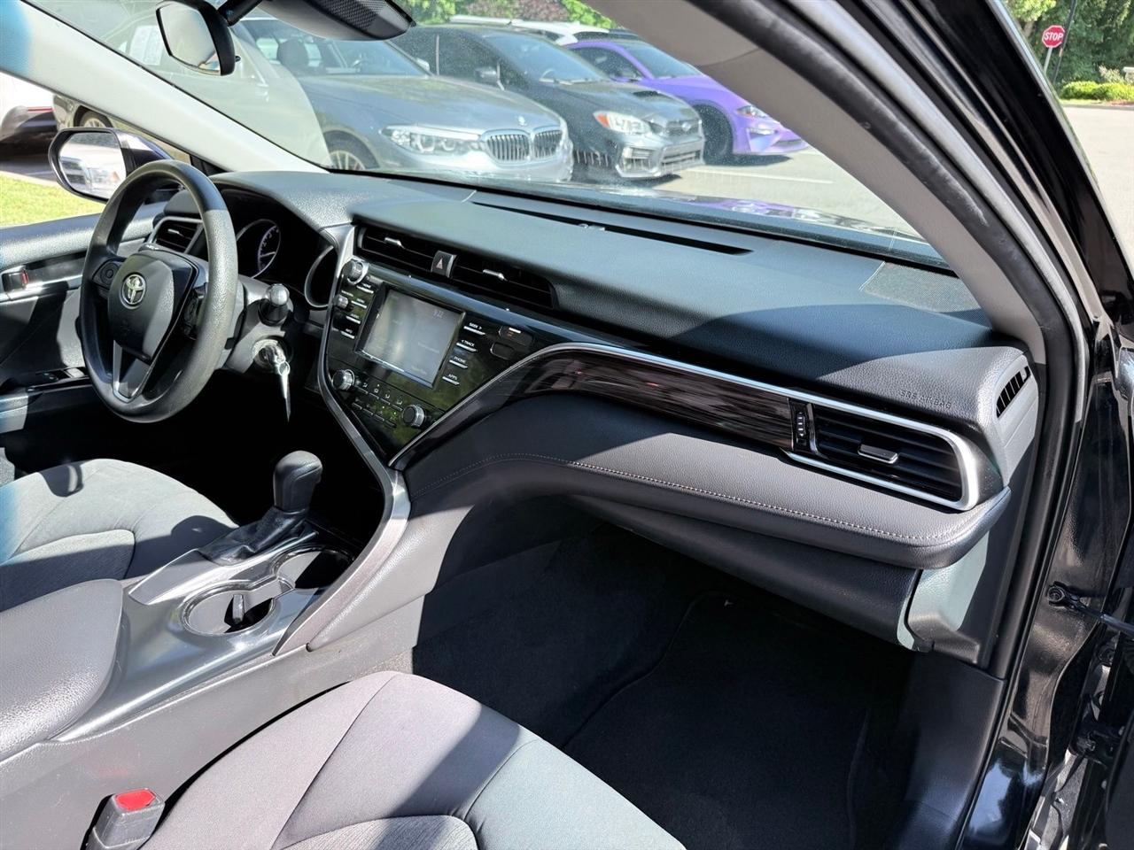 Toyota Camry  2018