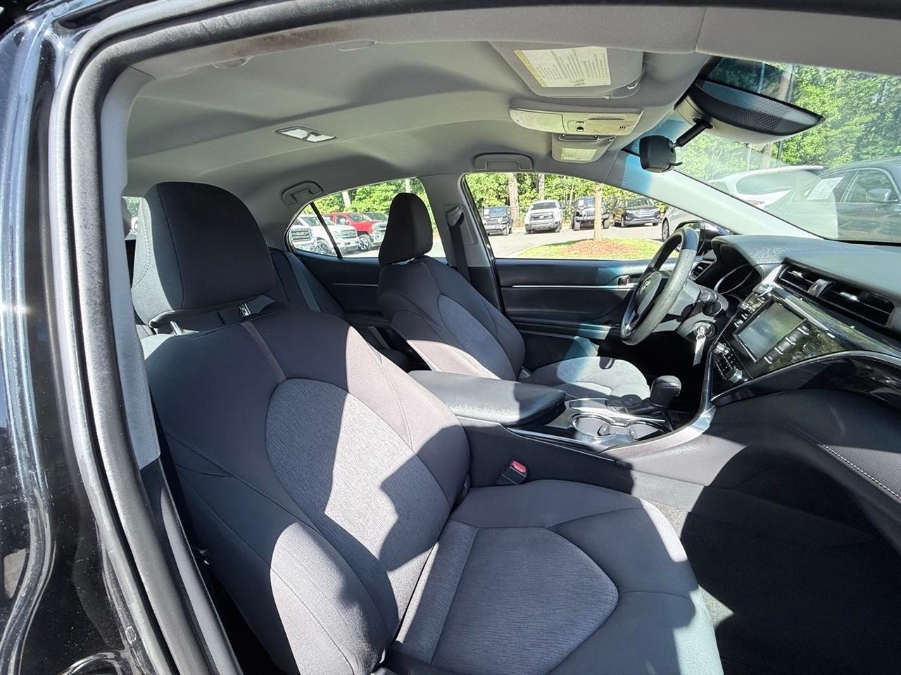 Toyota Camry  2018