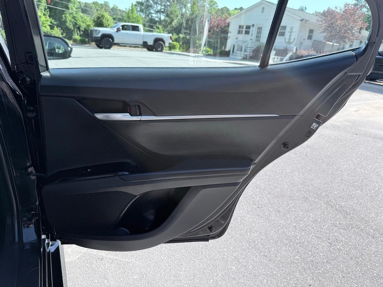 Toyota Camry  2018