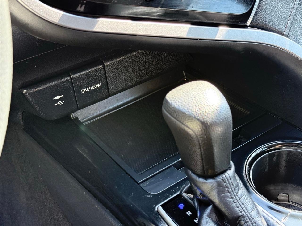 Toyota Camry  2018