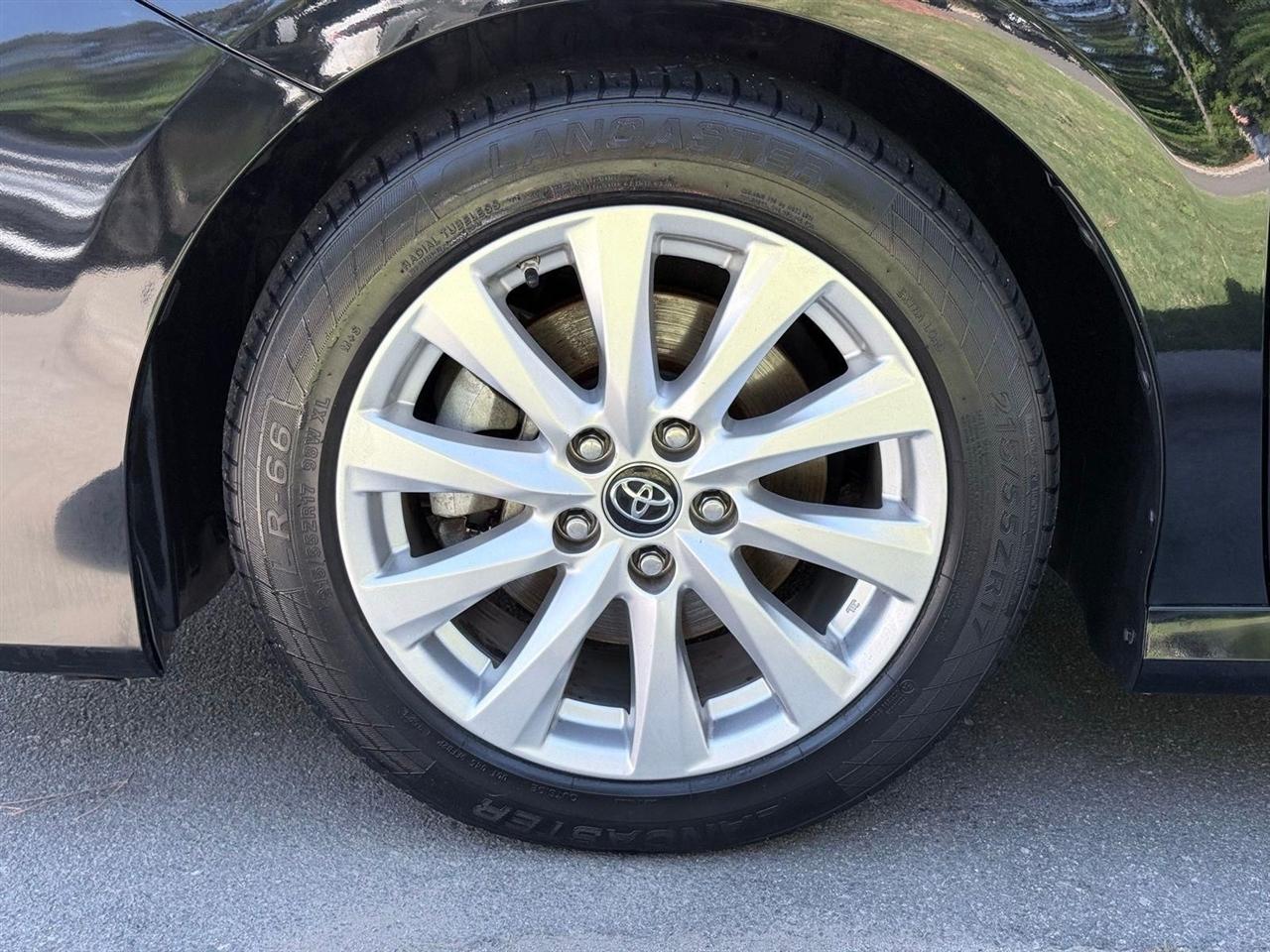 Toyota Camry  2018