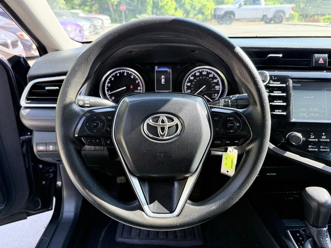 Toyota Camry  2018