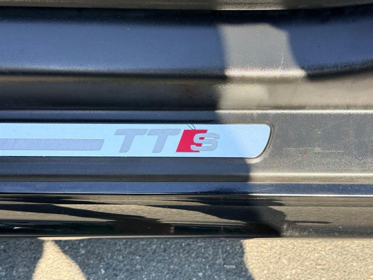 Audi TTS  2015