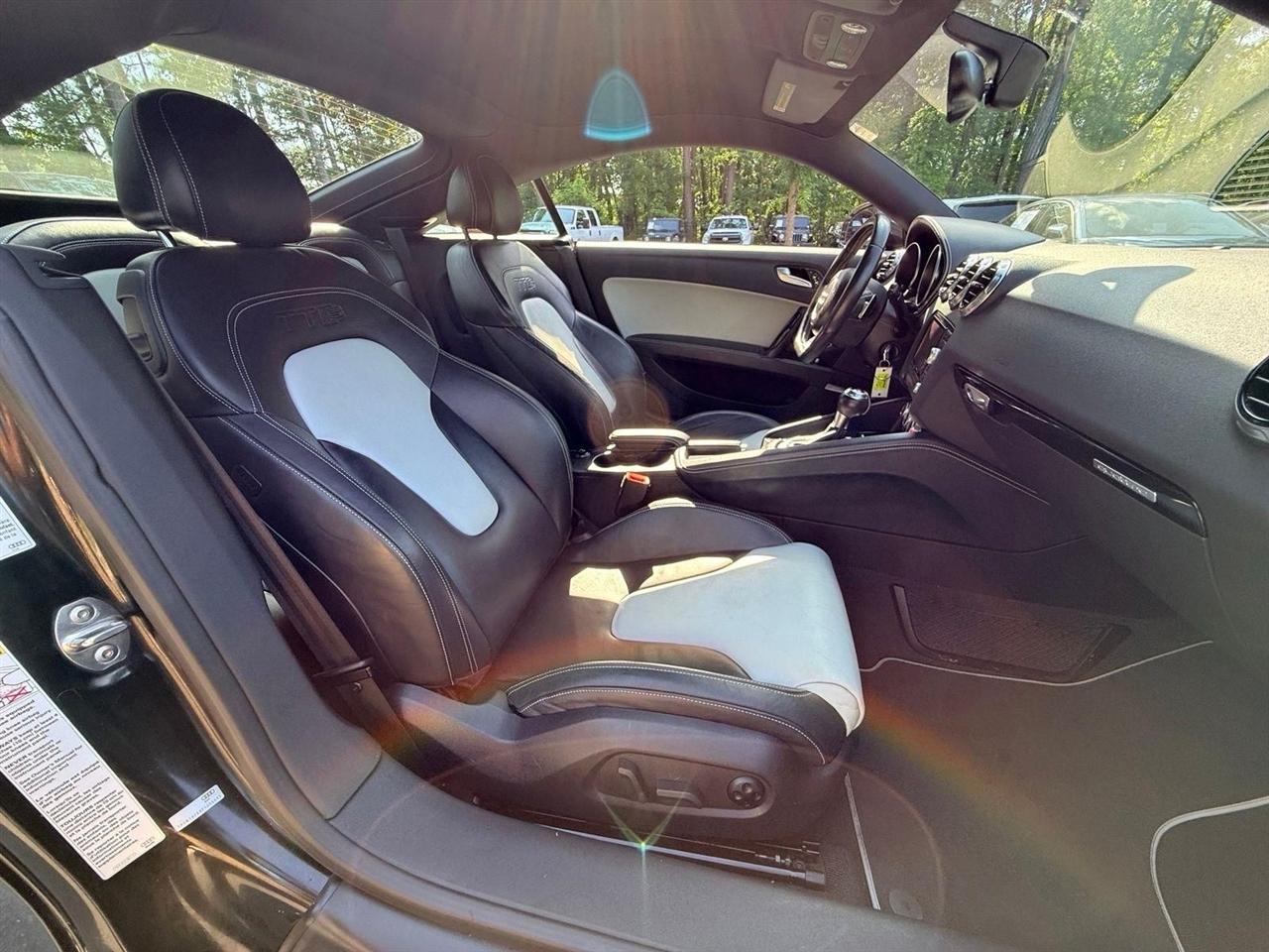 Audi TTS  2015