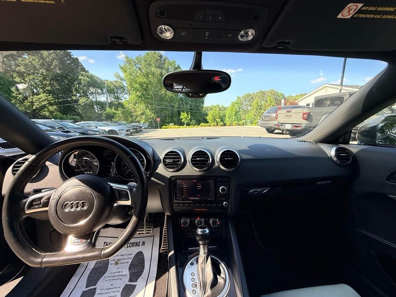 Audi TTS  2015