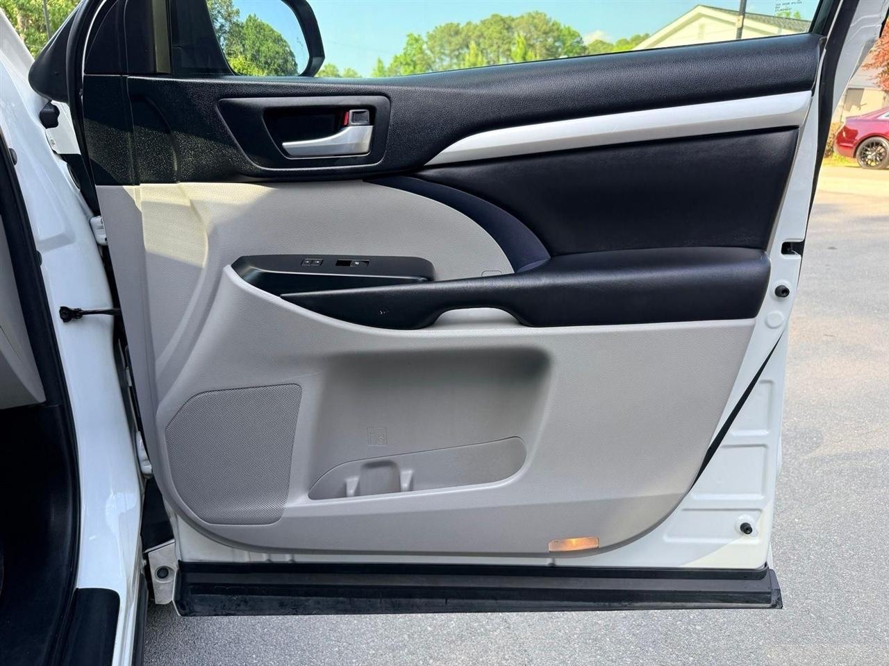 Toyota Highlander  2018