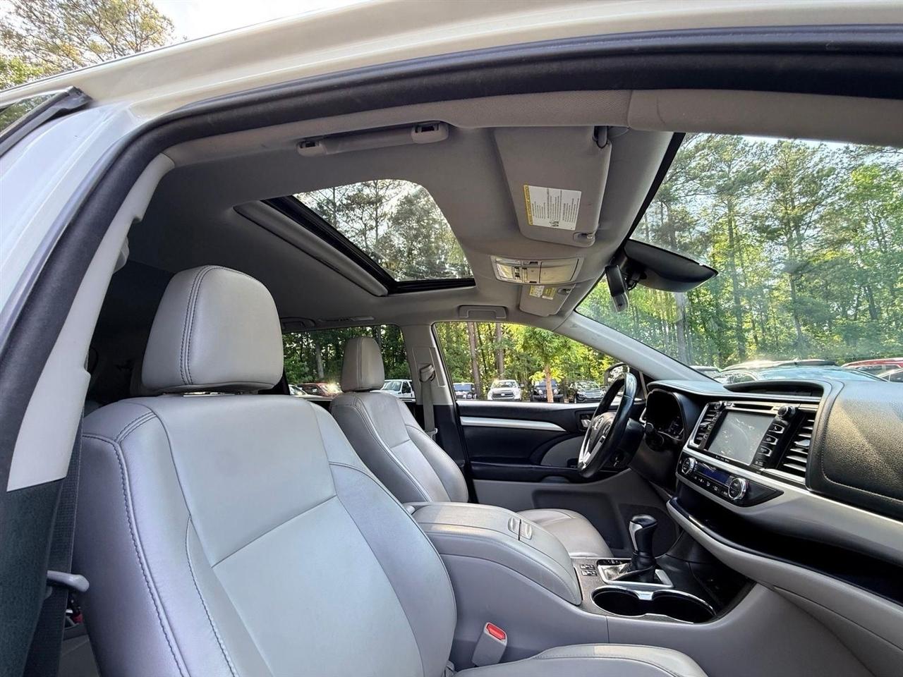 Toyota Highlander  2018