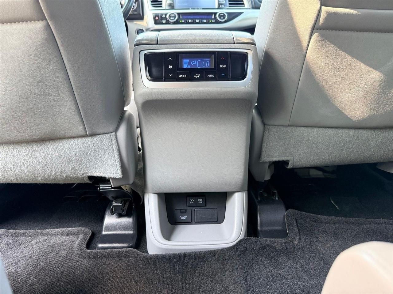 Toyota Highlander  2018