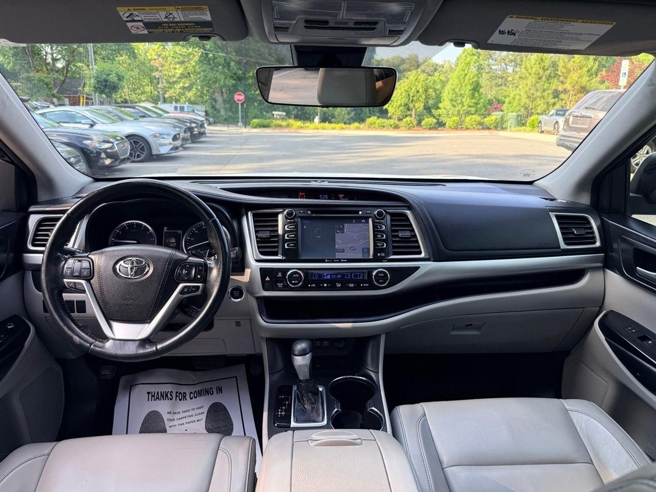 Toyota Highlander  2018