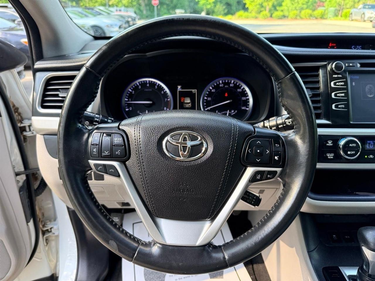 Toyota Highlander  2018