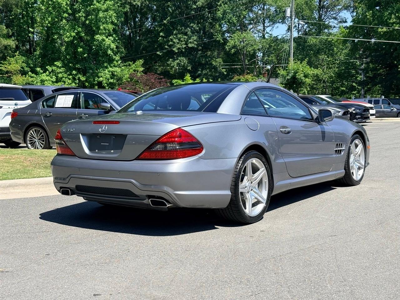 Mercedes-Benz SL-Class  2009
