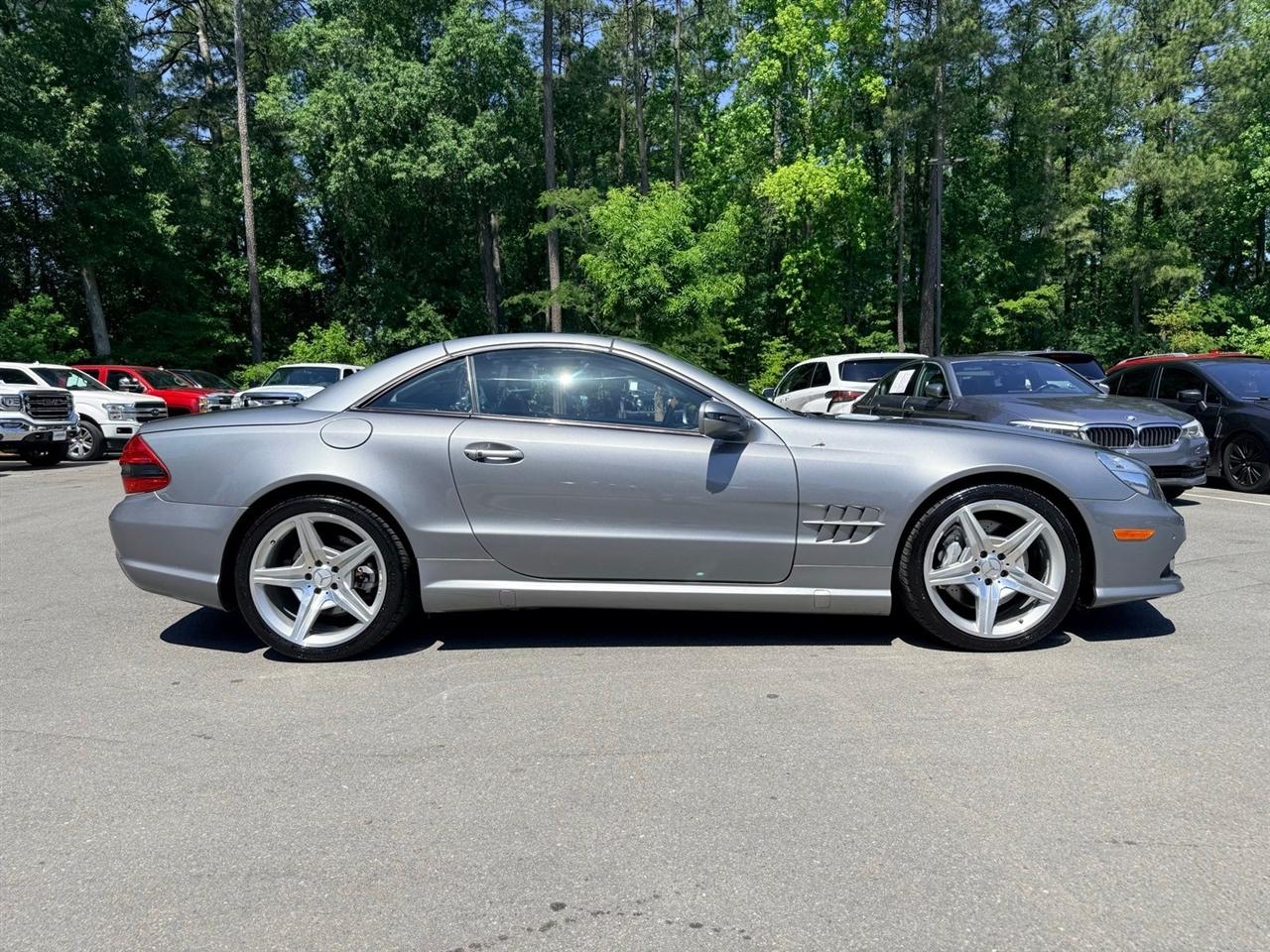 Mercedes-Benz SL-Class  2009