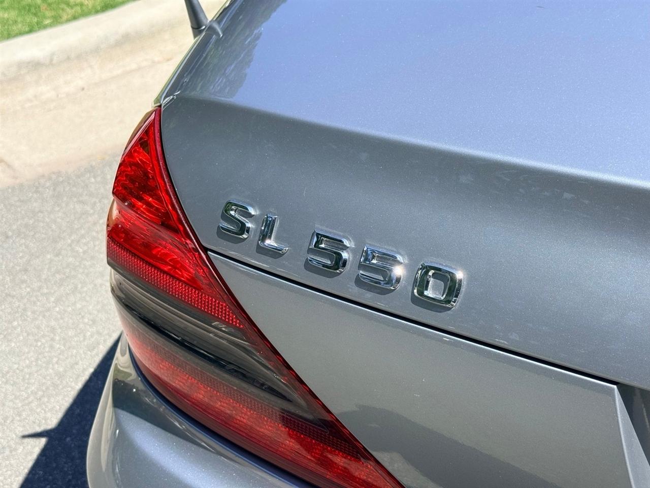 Mercedes-Benz SL-Class  2009