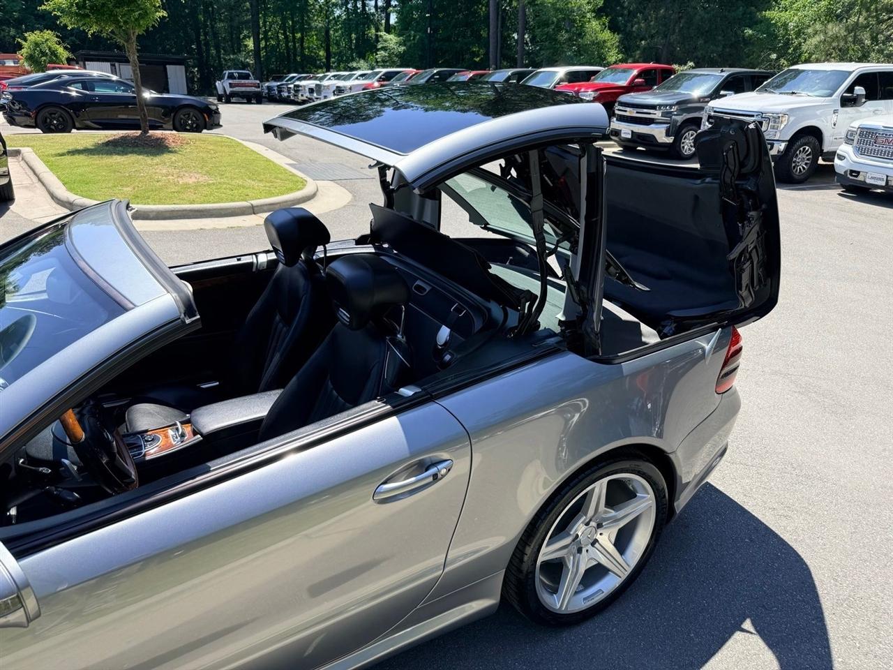 Mercedes-Benz SL-Class  2009