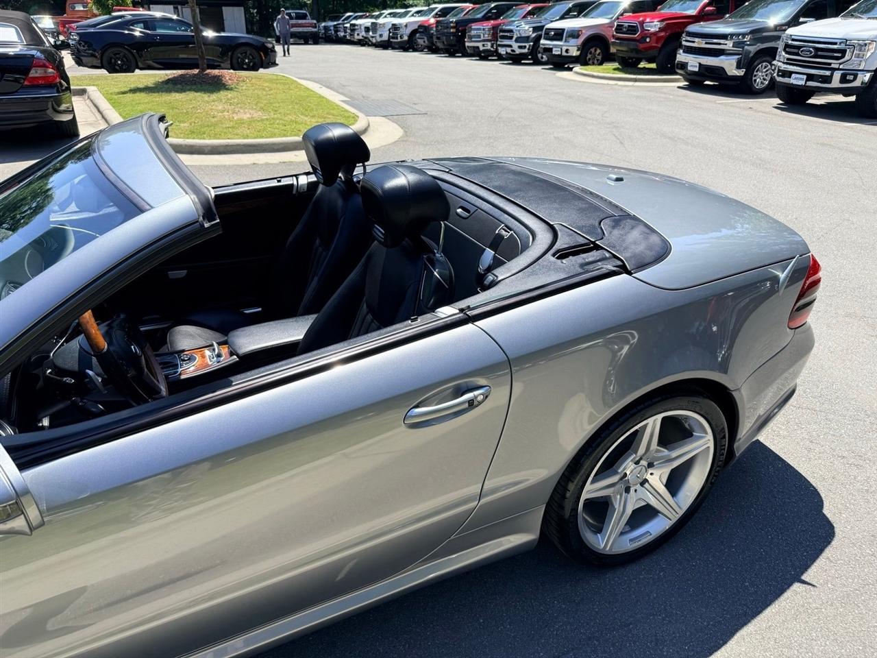 Mercedes-Benz SL-Class  2009
