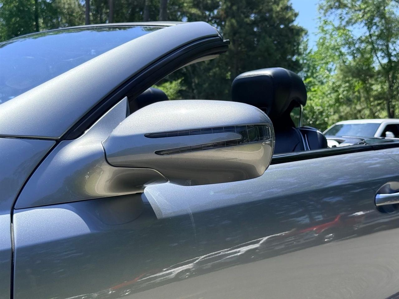 Mercedes-Benz SL-Class  2009