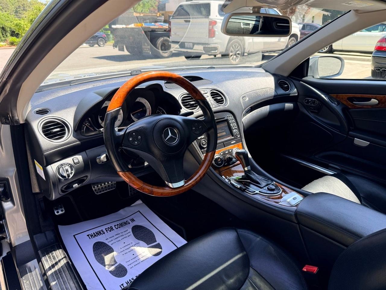 Mercedes-Benz SL-Class  2009