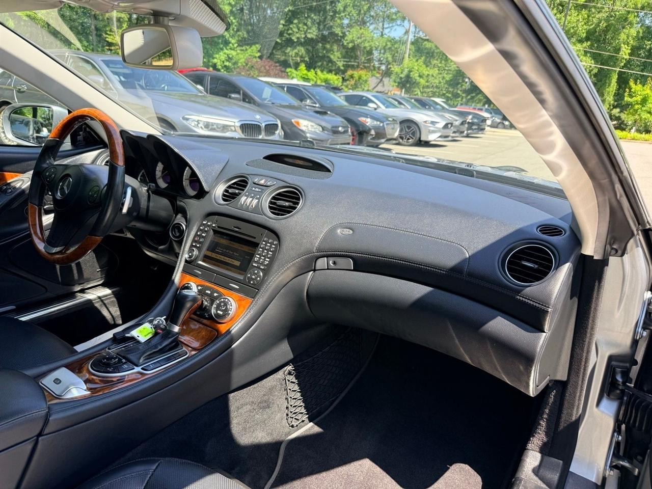 Mercedes-Benz SL-Class  2009