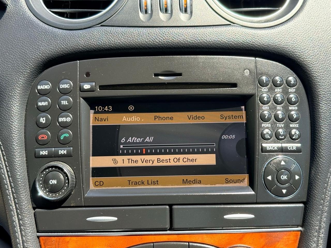 Mercedes-Benz SL-Class  2009