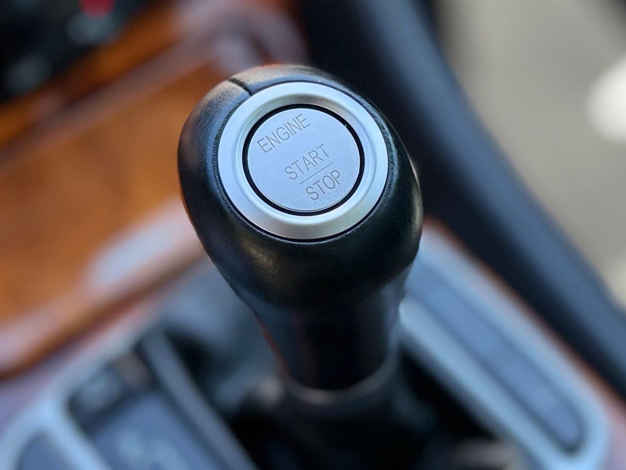 Mercedes-Benz SL-Class  2009