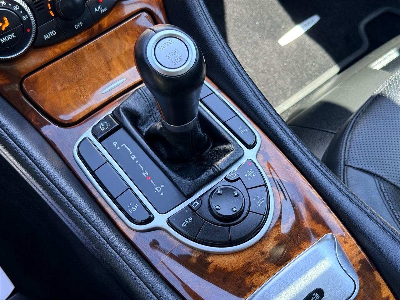 Mercedes-Benz SL-Class  2009